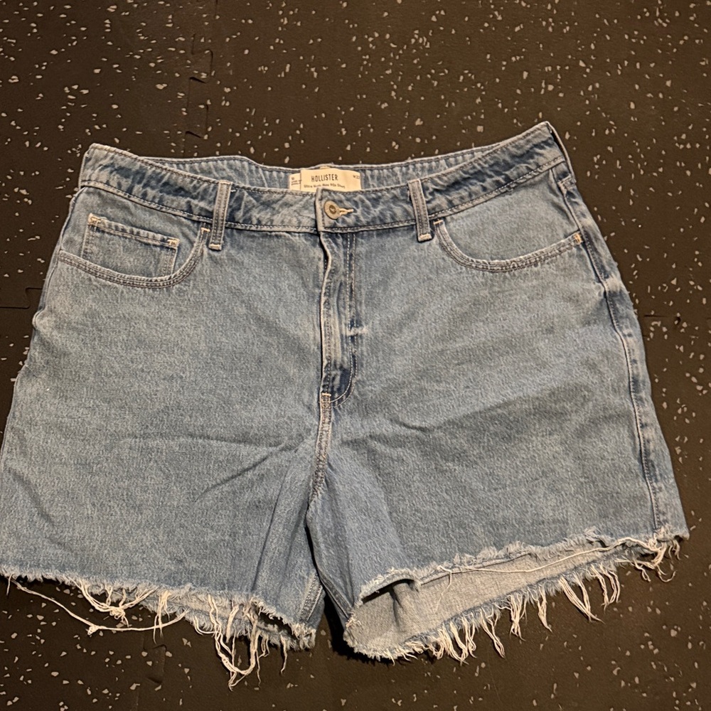 Hollister Jeans Women's Blue Distressed Denim Shorts